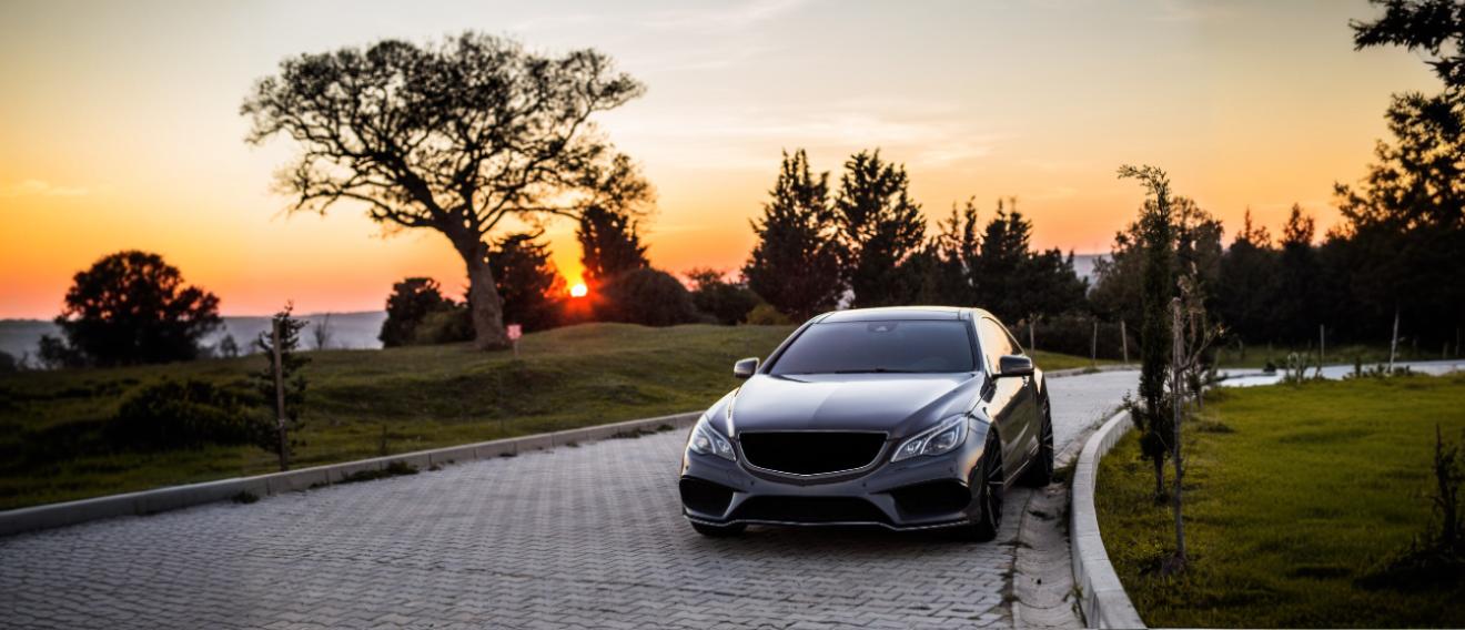 Регулировки сидений и руля – ключ к удобству в долгих городских пробках.